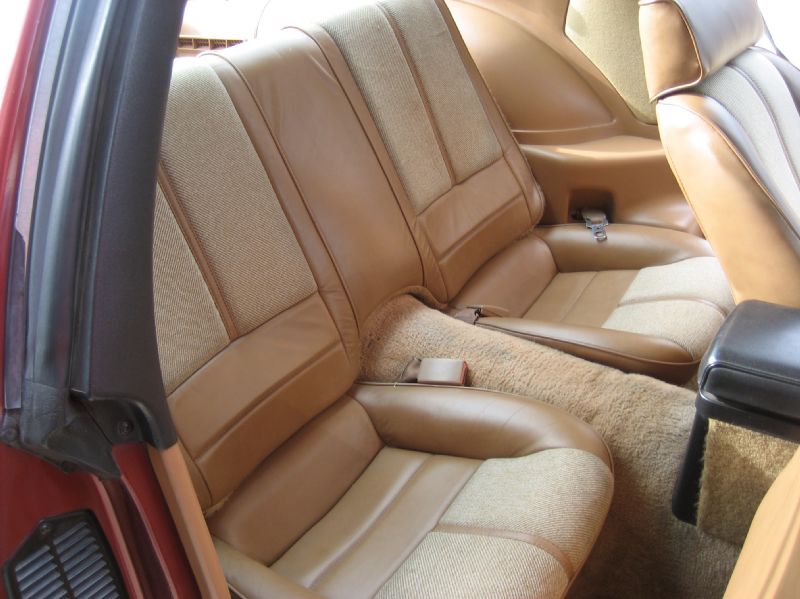 1988BURGENDYIROCZ/30.JPG
