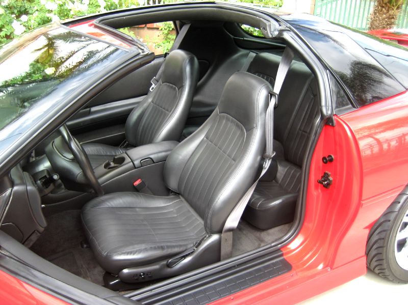 2002redblackssttopauto/13.JPG