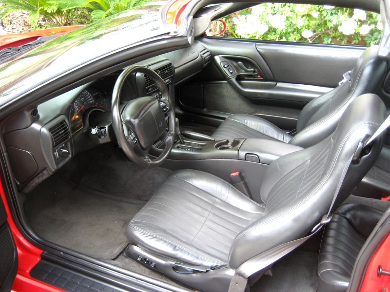 2002redblackssttopauto/13.JPG